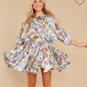 2/$75 Red Dress Boutique Begin Again Ivory Multi Floral Print shimmery small